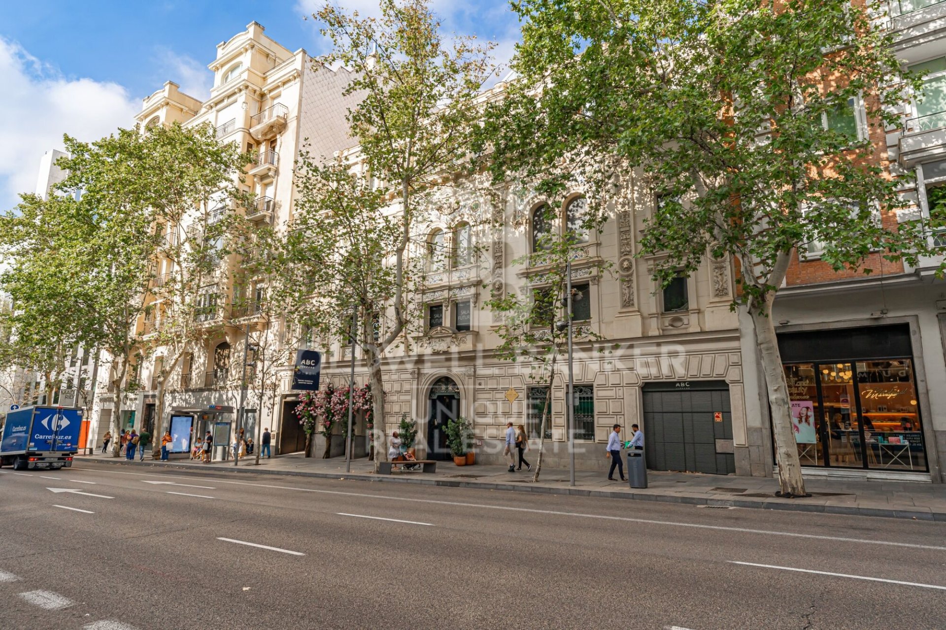 Lägenhet i Madrid, Spanien 4 sovrum, 343 kvm. Nr. 156945