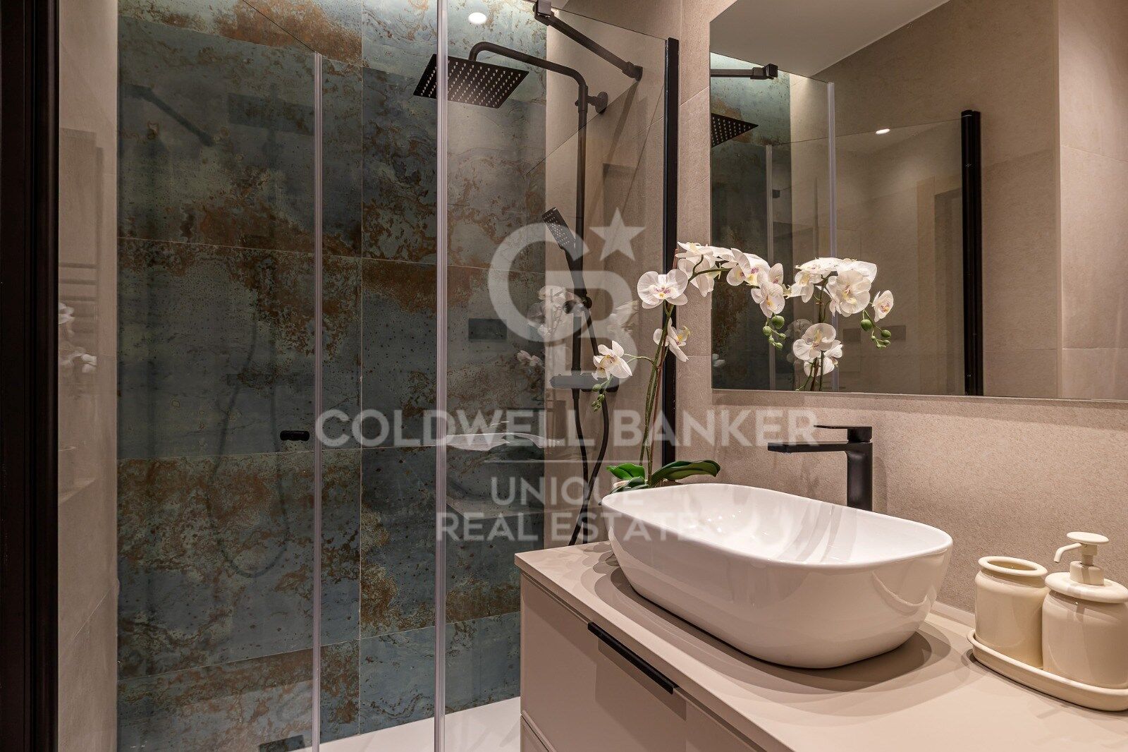 Apartment in Madrid, Spain 3 bedrooms, 127 sq.m. No. 156949