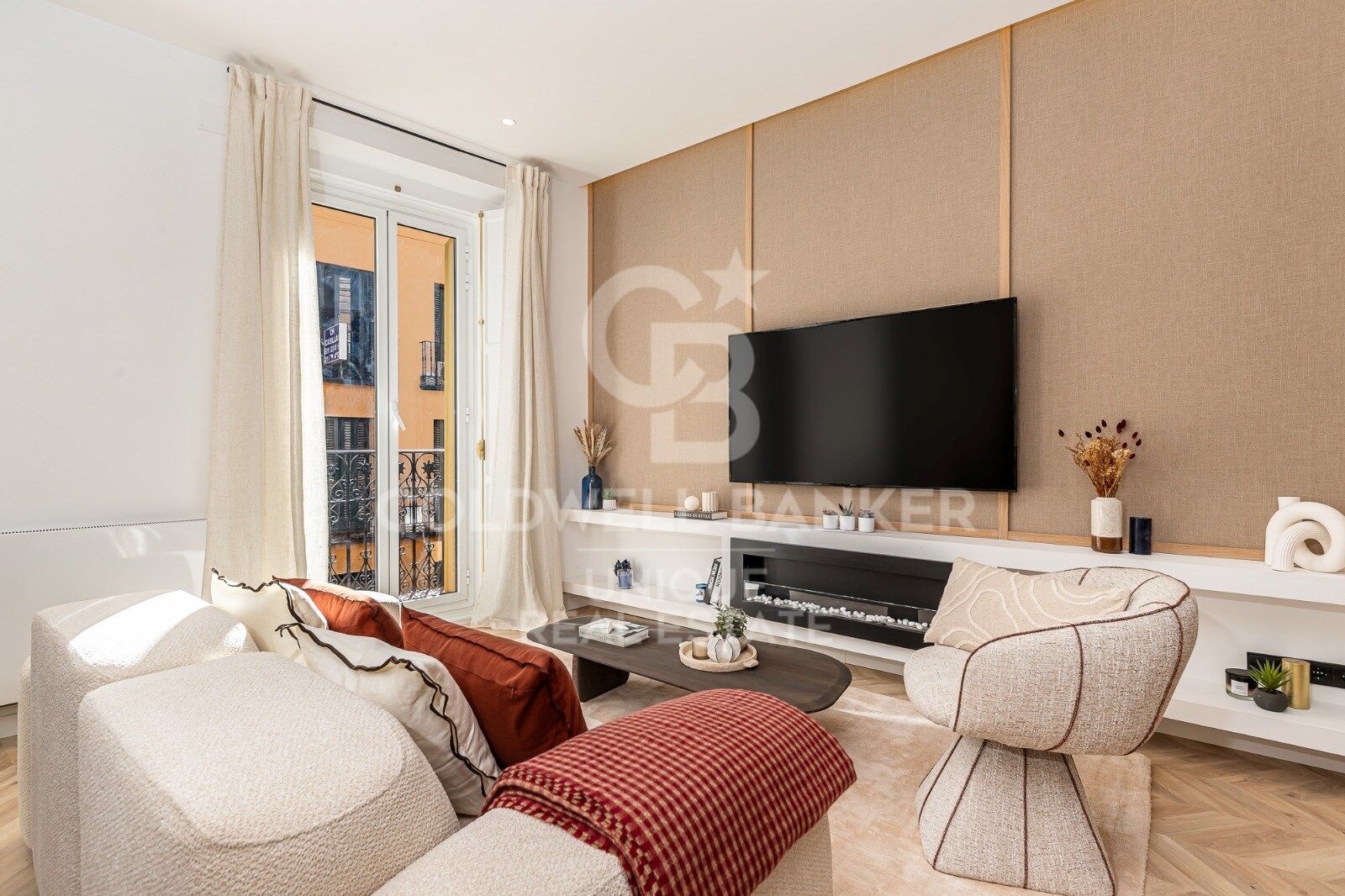 Apartment in Madrid, Spain 3 bedrooms, 127 sq.m. No. 156949