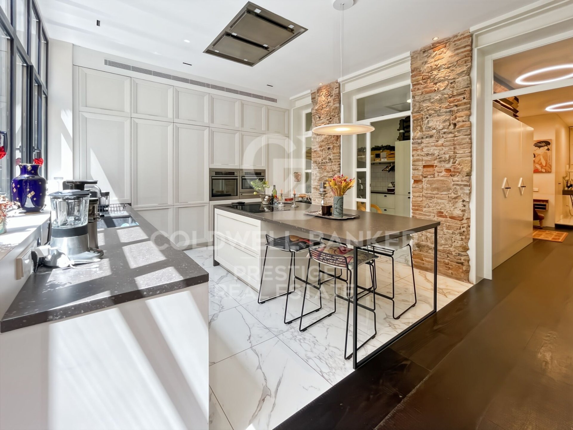 Duplex in Barcelona, Spain 3 bedrooms, 279 sq.m. No. 156948