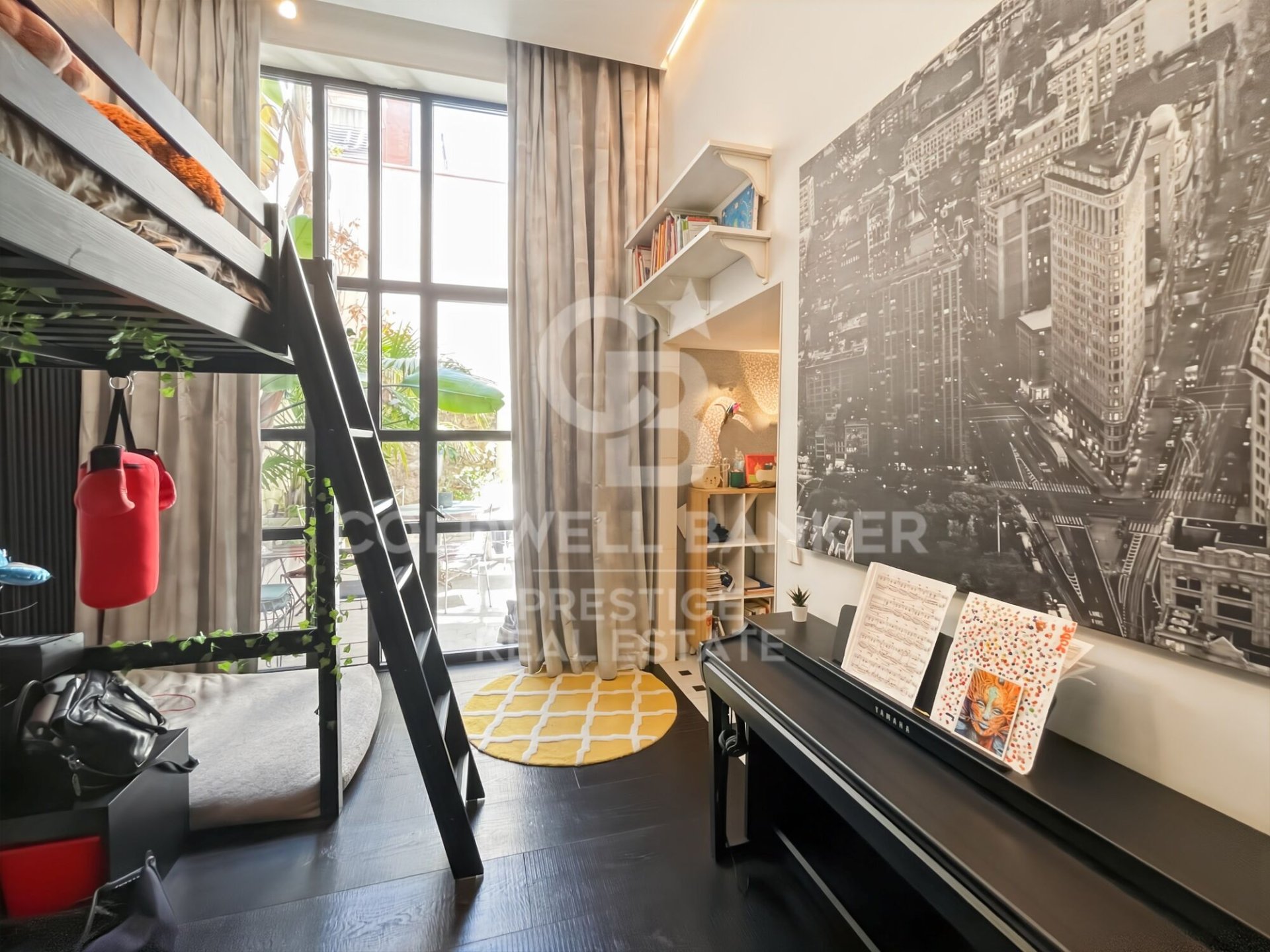Duplex in Barcelona, Spain 3 bedrooms, 279 sq.m. No. 156948