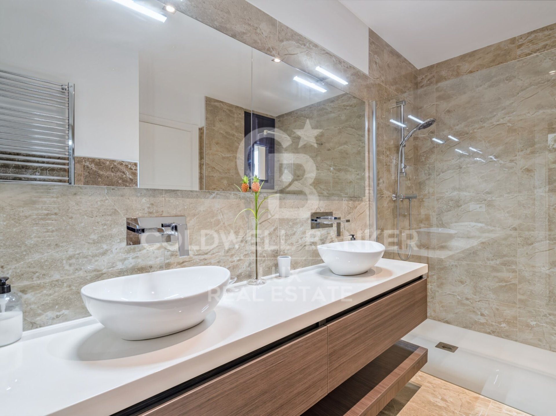 Villa i Roses, Girona, Spanien 9 sovrum, 1084 kvm. Nr. 156946