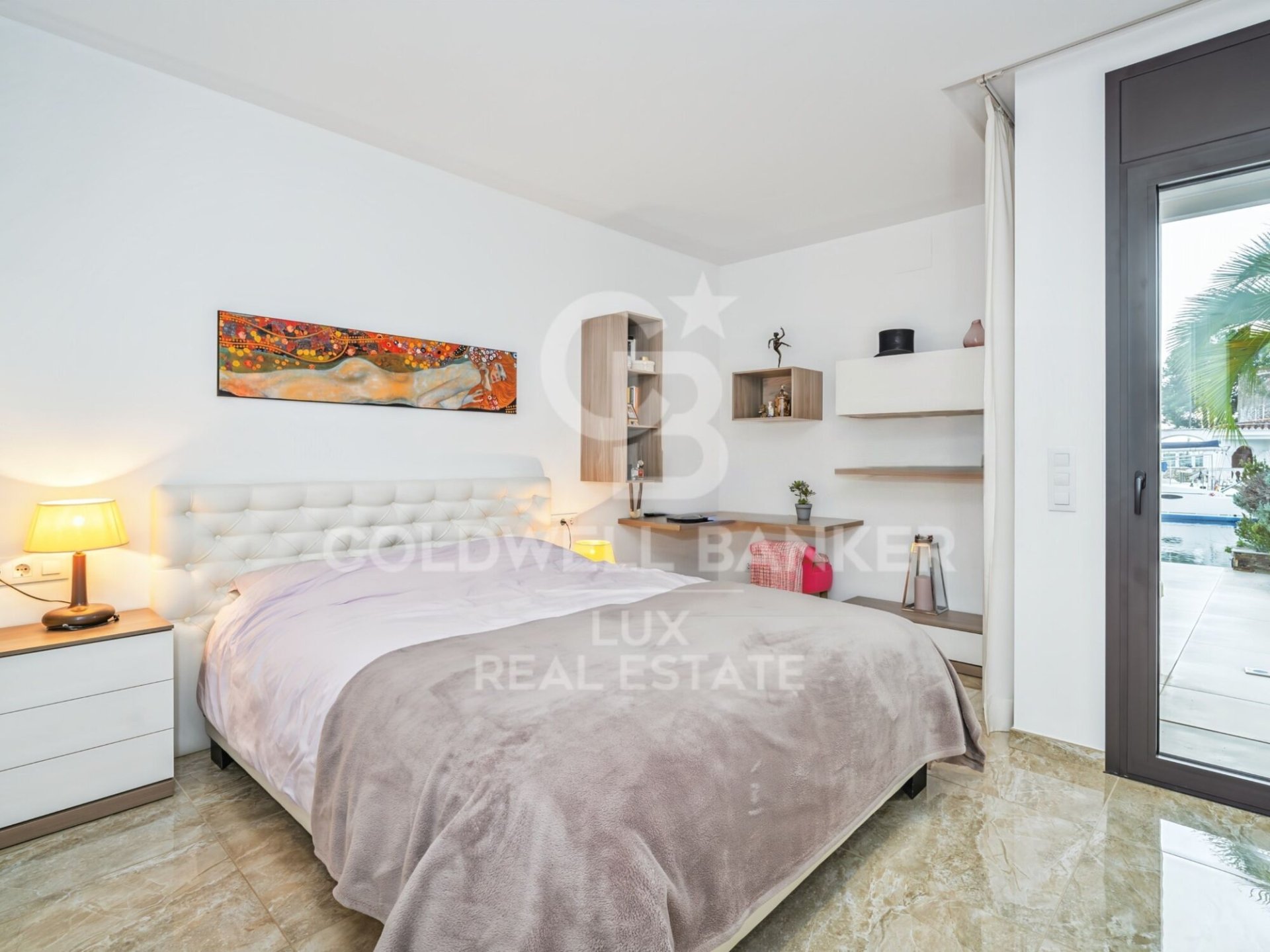 Villa i Roses, Girona, Spanien 9 sovrum, 1084 kvm. Nr. 156946