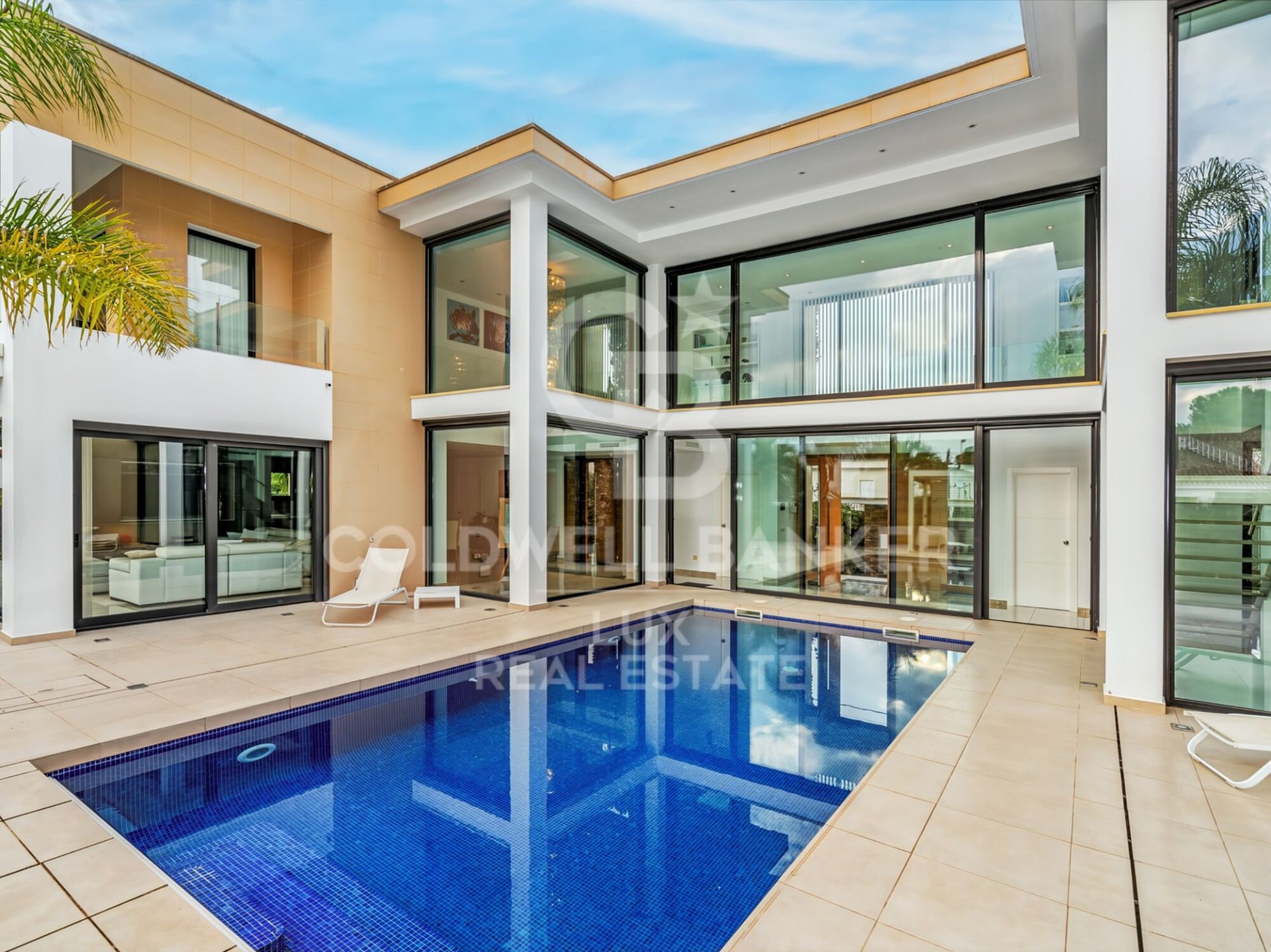 Villa i Roses, Girona, Spanien 9 sovrum, 1084 kvm. Nr. 156946