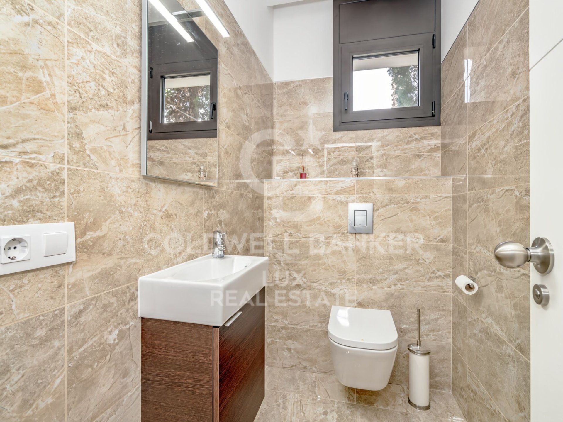 Villa i Roses, Girona, Spanien 9 sovrum, 1084 kvm. Nr. 156946