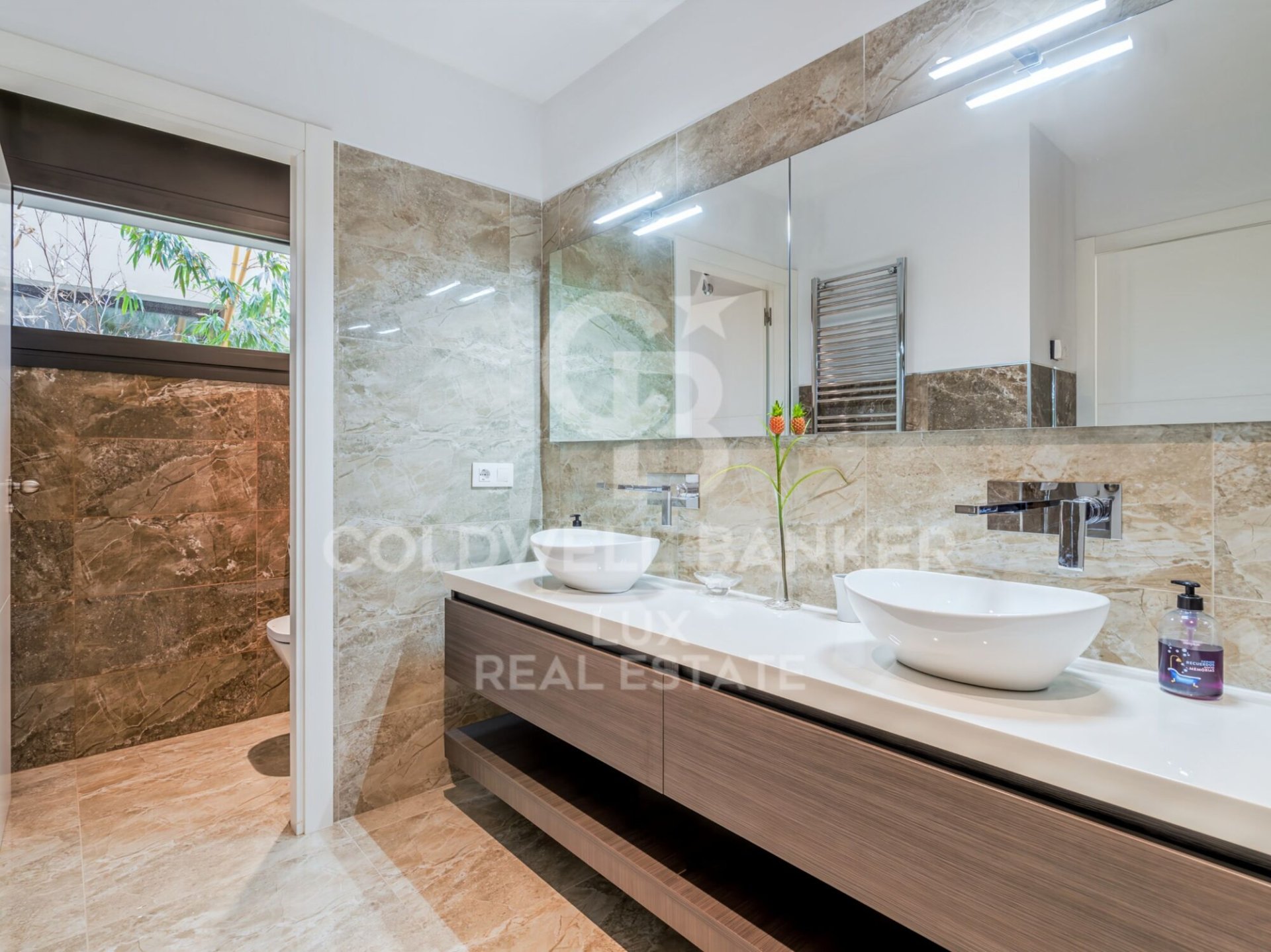 Villa i Roses, Girona, Spanien 9 sovrum, 1084 kvm. Nr. 156946
