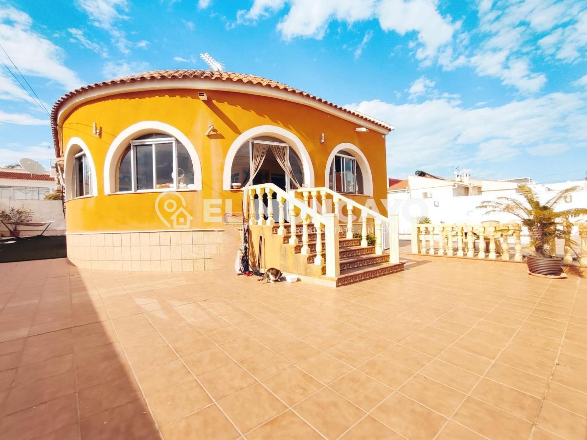 Villa en Ciudad Quesada, Alicante, España 4 dormitorios, 158 m2 No. 148999