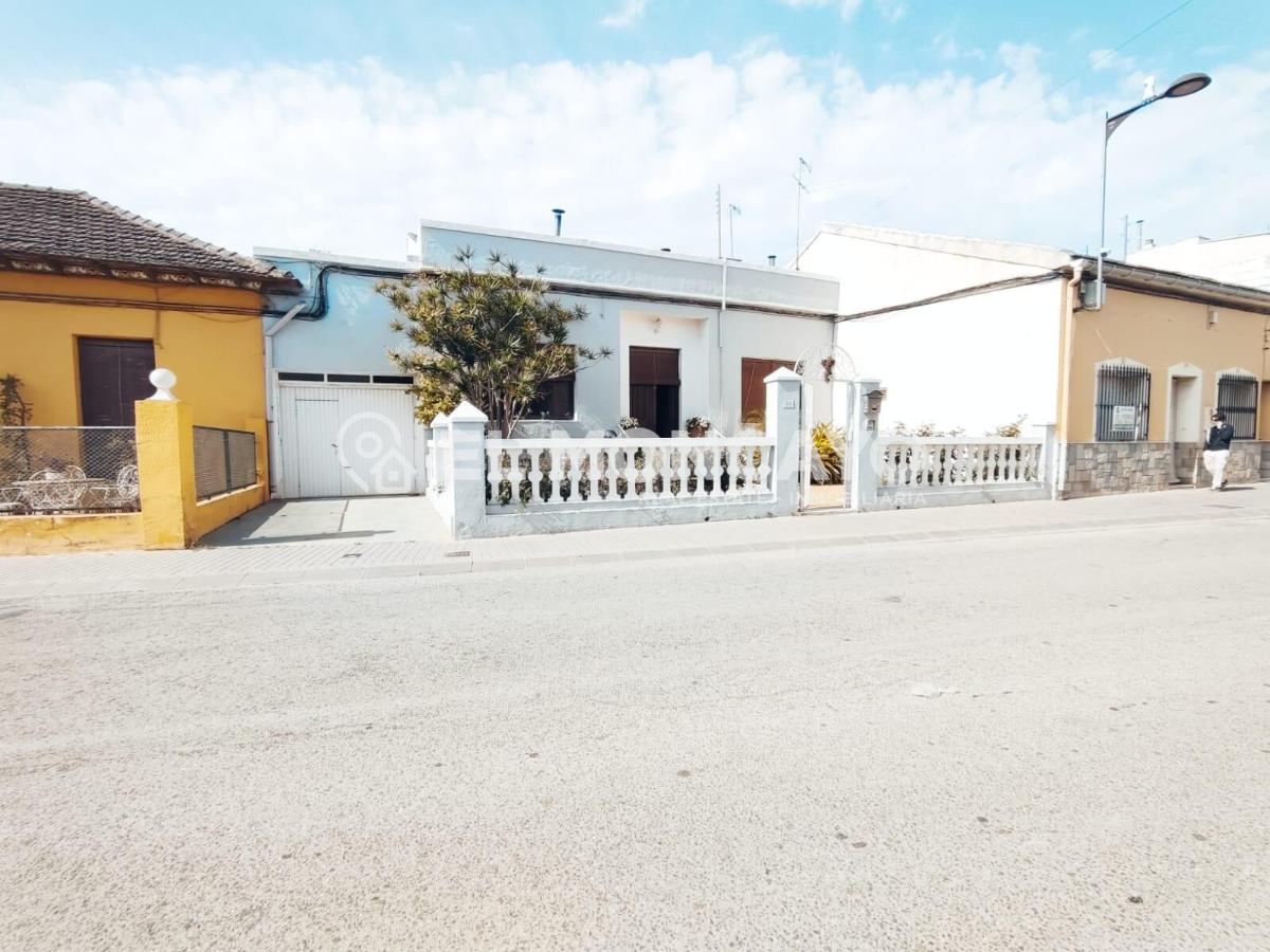 House à Daya Nueva, Alicante, Espagne 5 chambres, 227 m2 No. 149005