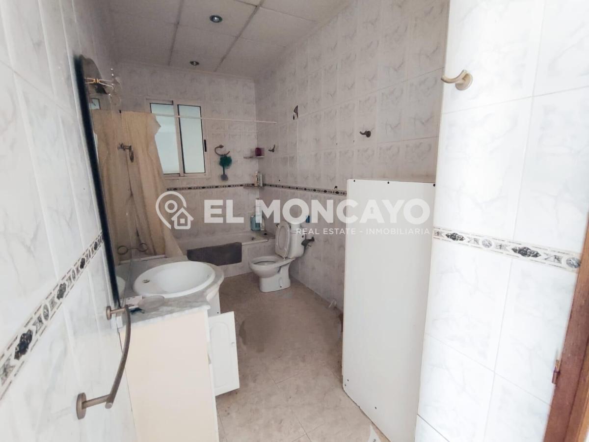 House à Daya Nueva, Alicante, Espagne 5 chambres, 227 m2 No. 149005
