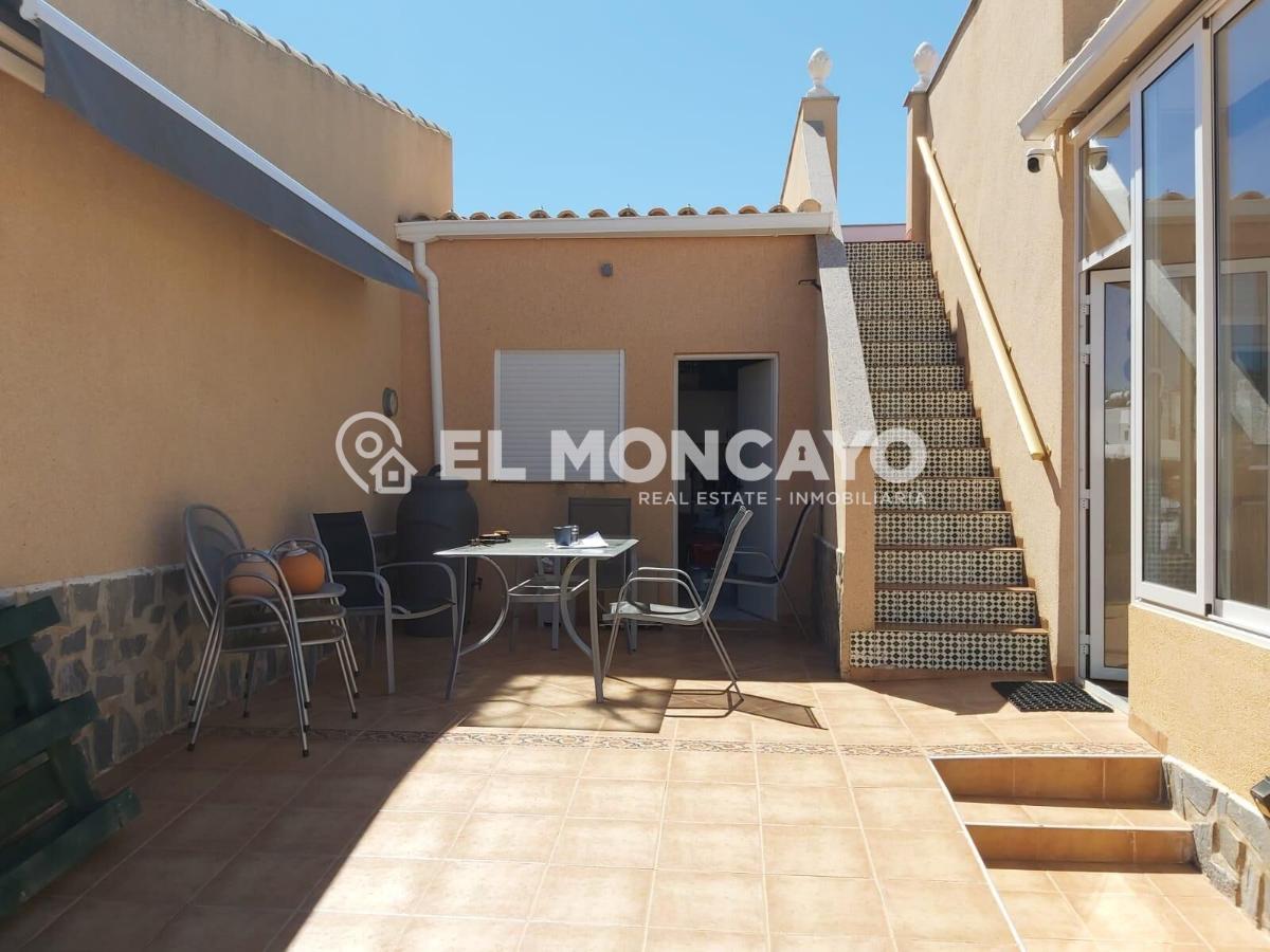 Villa in Alicante, Spain 2 bedrooms, 76 sq.m. No. 149002