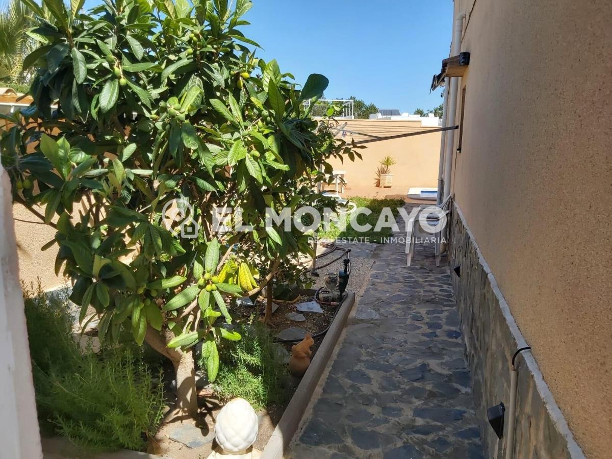 Villa in Alicante, Spain 2 bedrooms, 76 sq.m. No. 149002