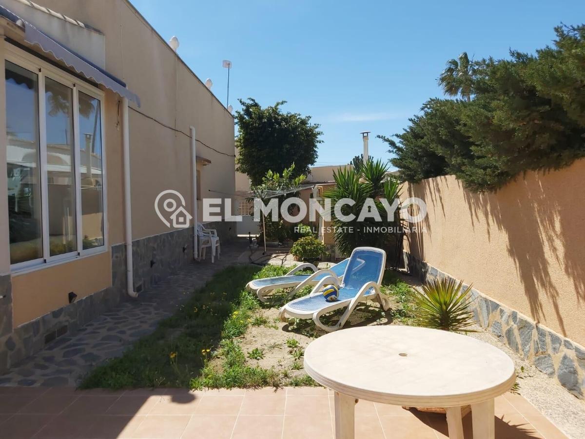 Villa in Alicante, Spain 2 bedrooms, 76 sq.m. No. 149002