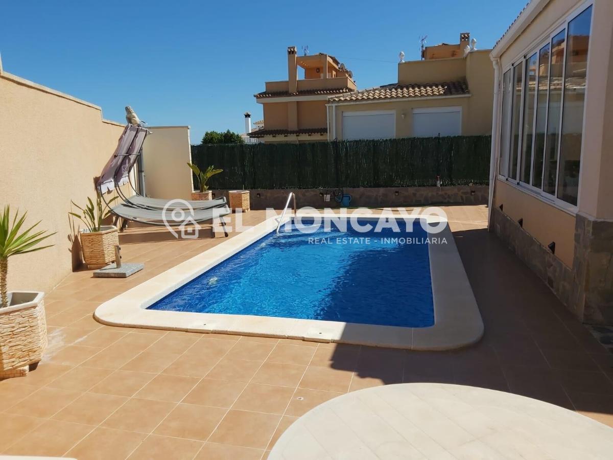Villa in Alicante, Spain 2 bedrooms, 76 sq.m. No. 149002