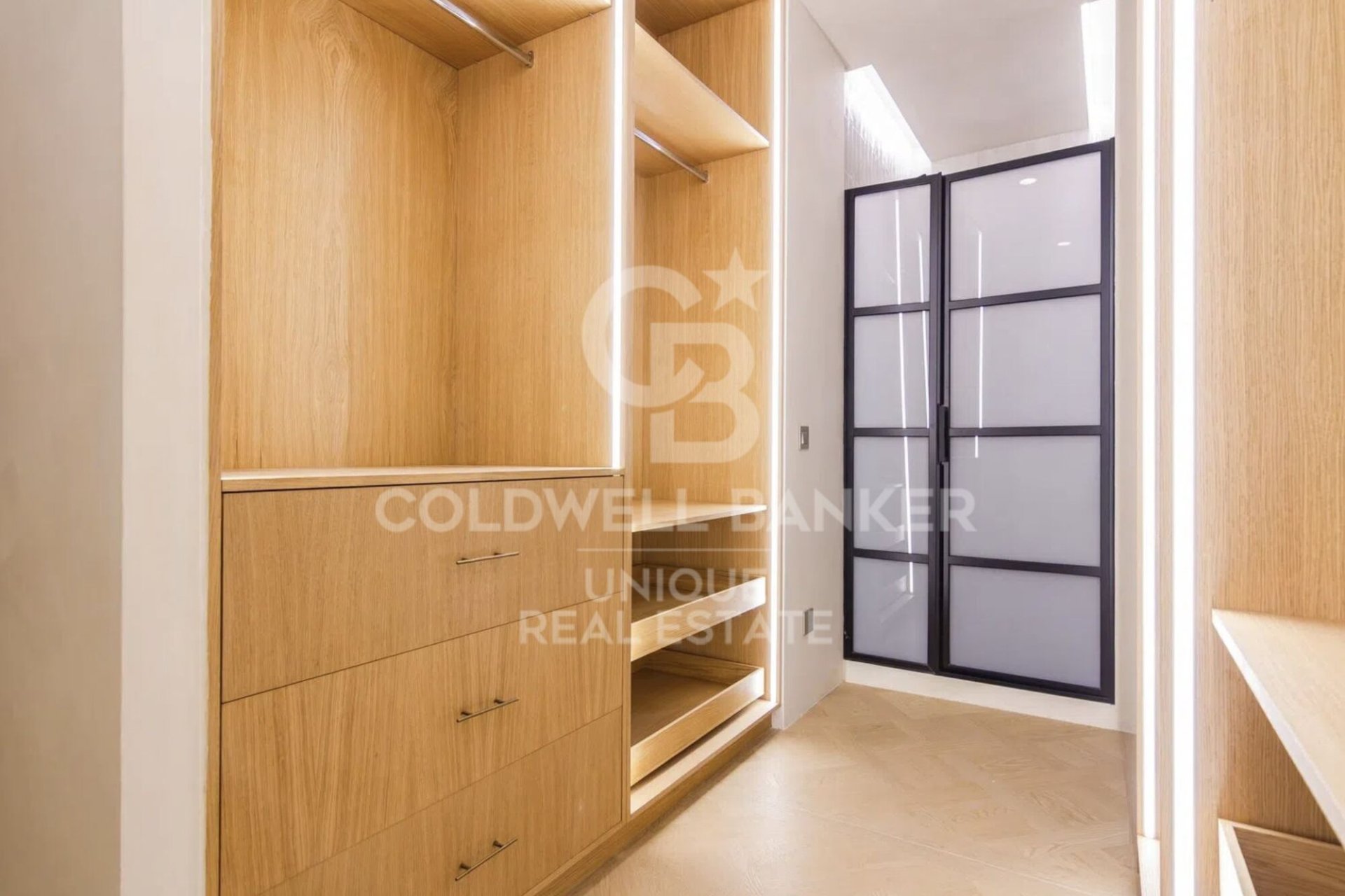 Квартира в Мадрид, Испания 2 спальни, 134м2 №157734