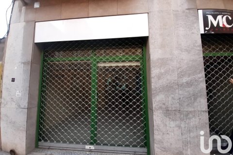 Commercial property in La Baneza, Leon, Spain 120 sq.m. No. 186139