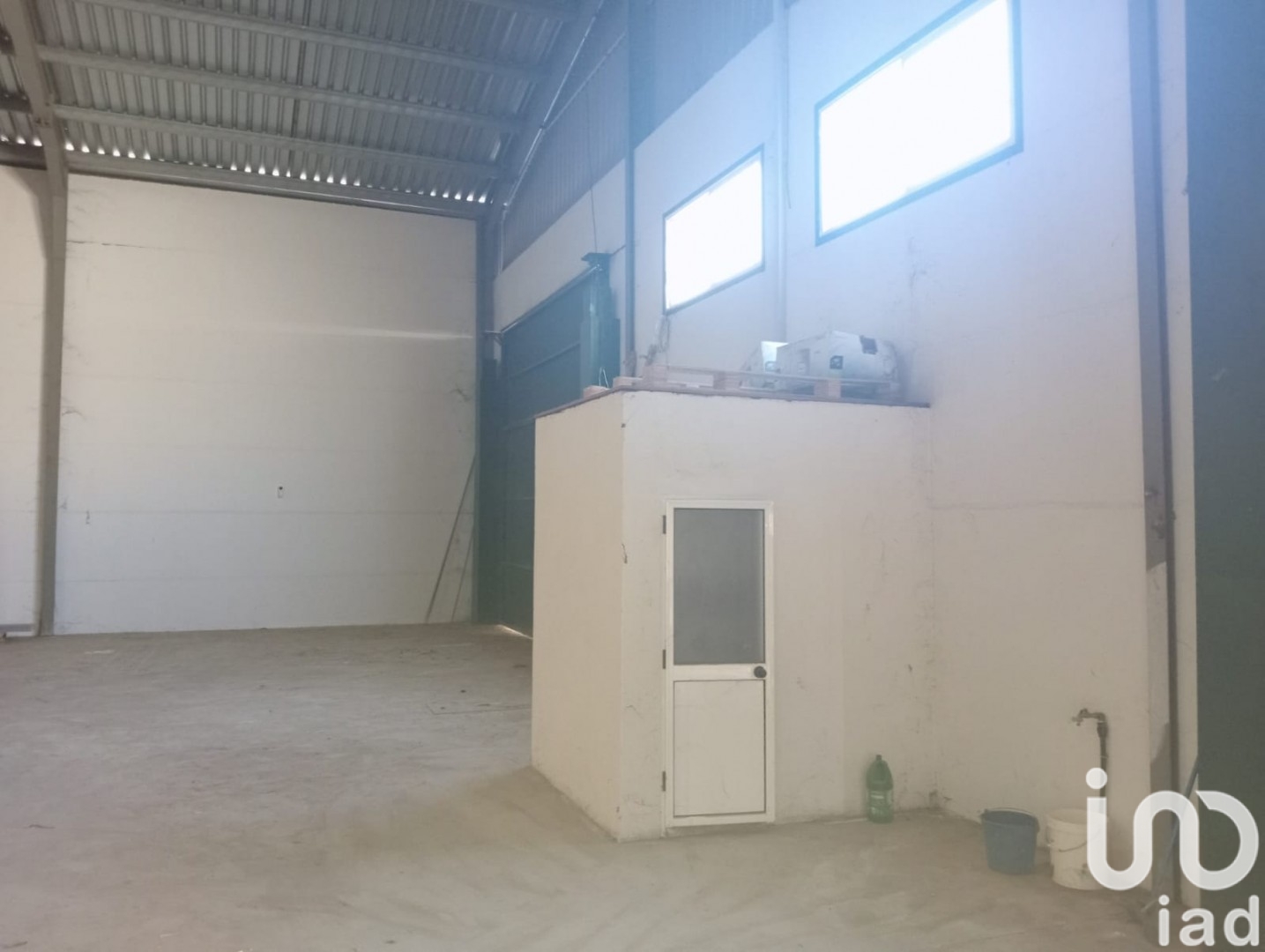 Commercial property in Canada Rosal, Seville, Spain 400 sq.m. No. 186102