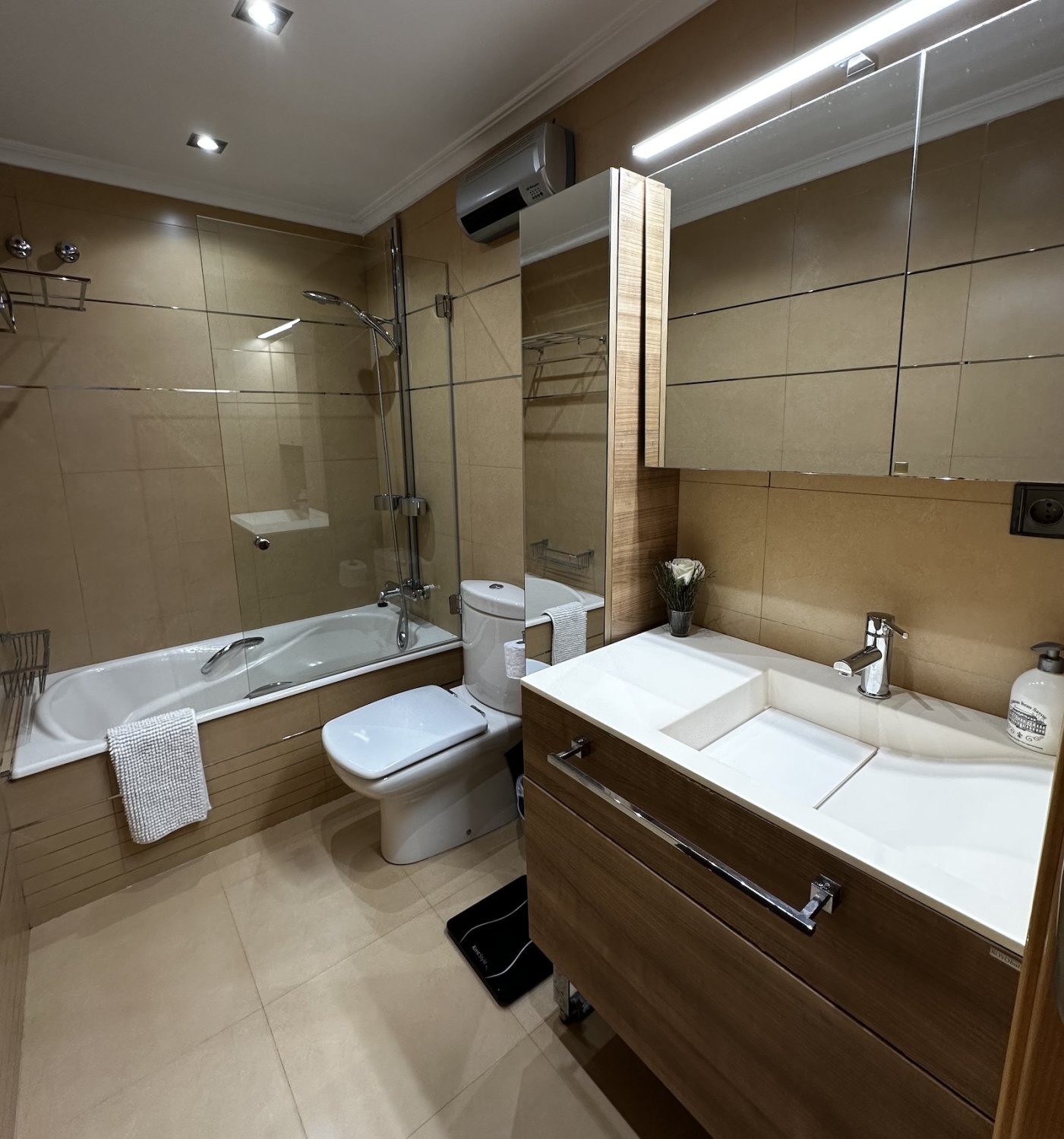 Huoneisto Guardamar del Segura, Alicante, Espanja 2 makuuhuonetta, 78 m2 No. 147318