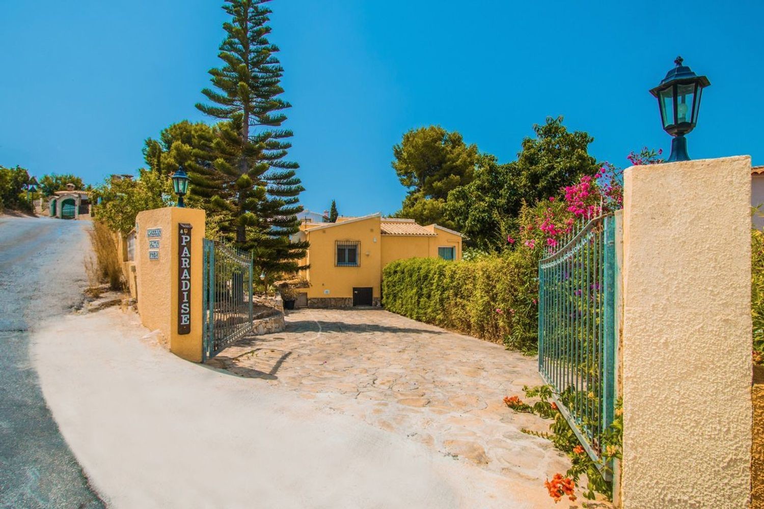 Villa i Calpe, Alicante, Spanien 3 sovrum, 160 kvm. Nr. 180900