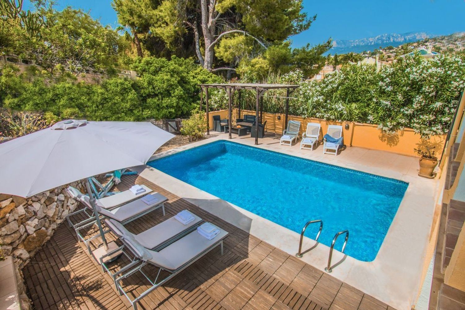 Villa i Calpe, Alicante, Spanien 3 sovrum, 160 kvm. Nr. 180900