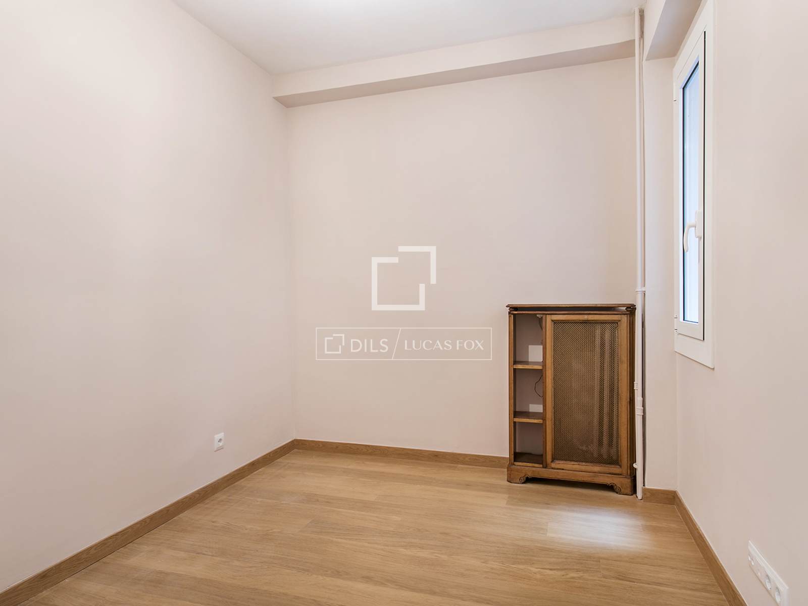Квартира в Барселона, Испания 4 спальни, 124м2 №167979