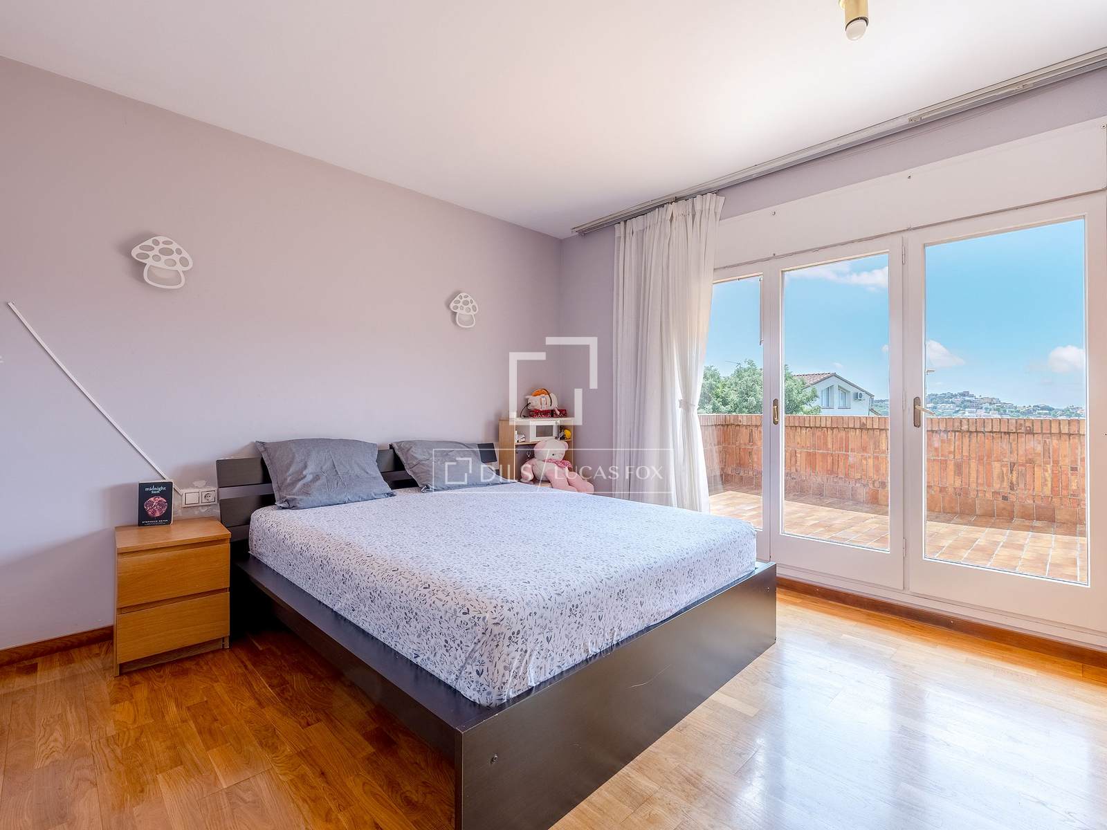 Villa in Sant Just Desvern, Barcelona, Spanien 5 Schlafzimmer, 378 m2 Nr. 167975