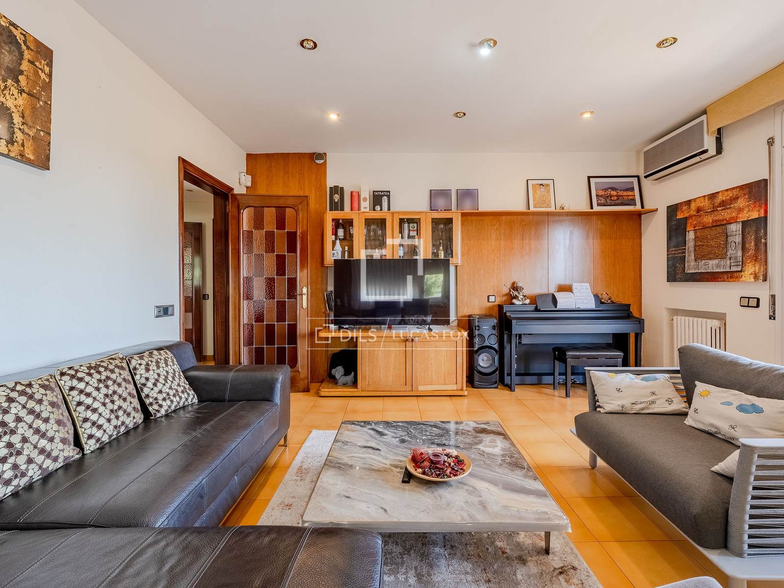Villa in Sant Just Desvern, Barcelona, Spanien 5 Schlafzimmer, 378 m2 Nr. 167975