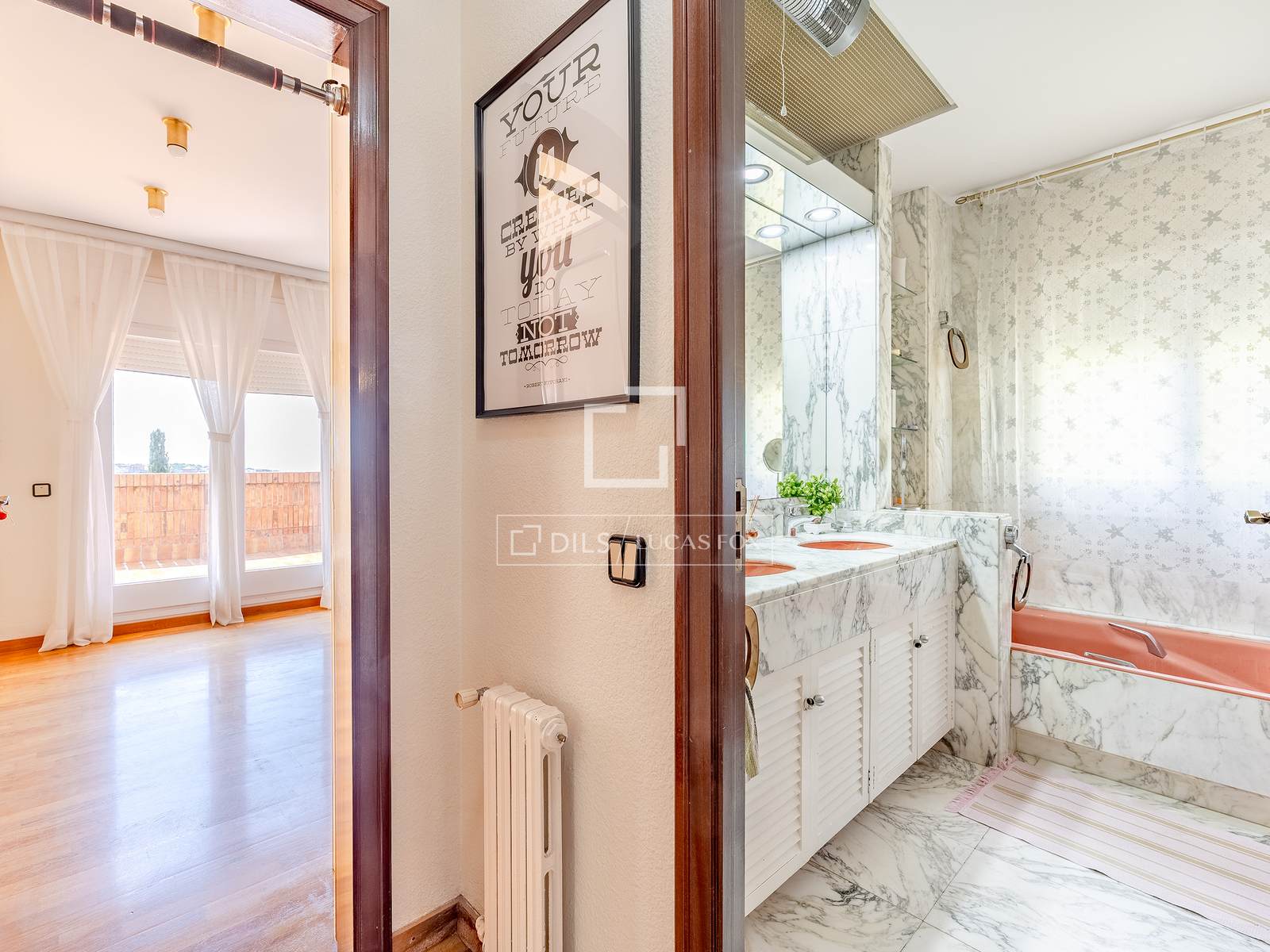 Villa in Sant Just Desvern, Barcelona, Spanien 5 Schlafzimmer, 378 m2 Nr. 167975