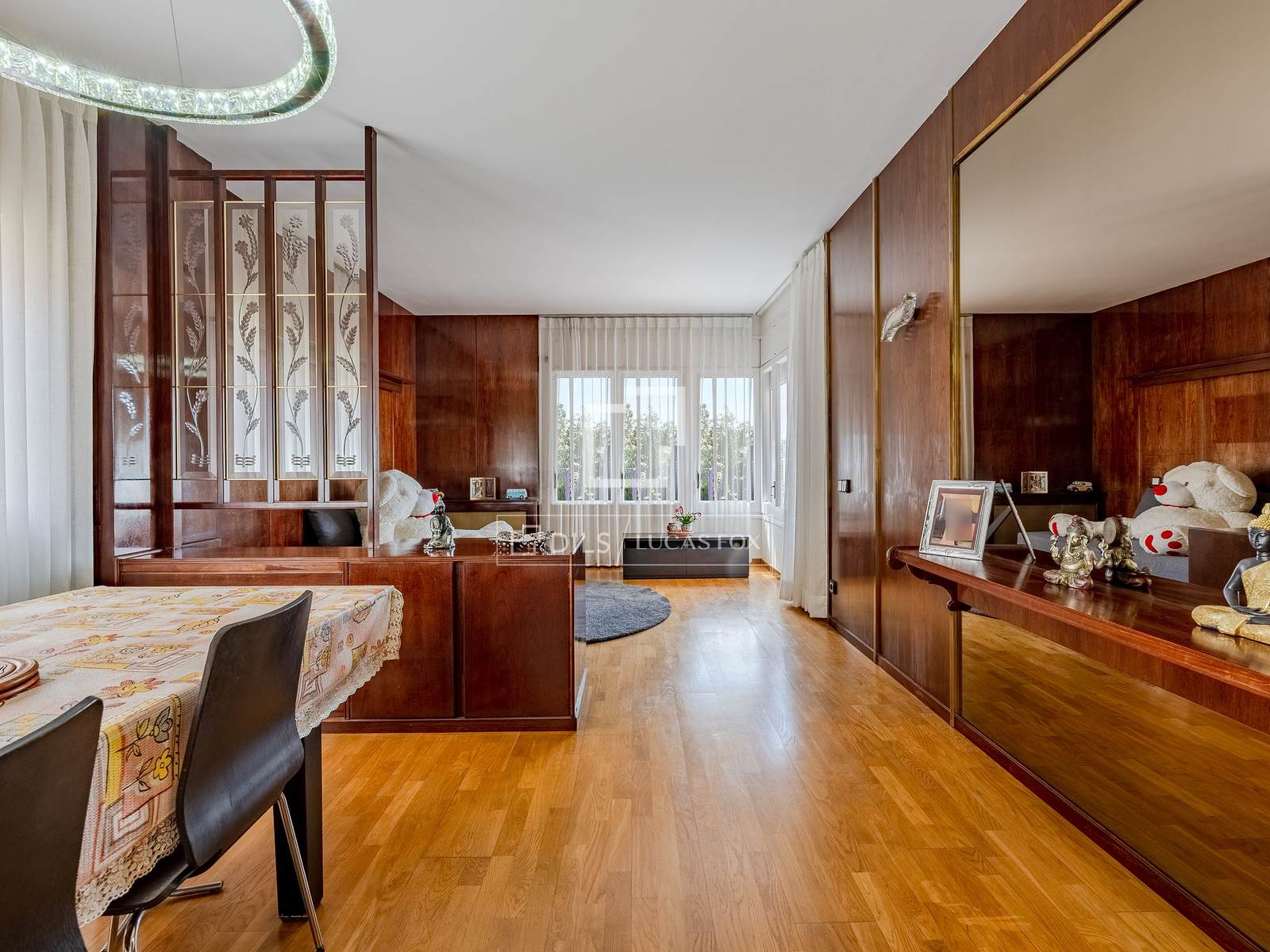 Villa in Sant Just Desvern, Barcelona, Spanien 5 Schlafzimmer, 378 m2 Nr. 167975