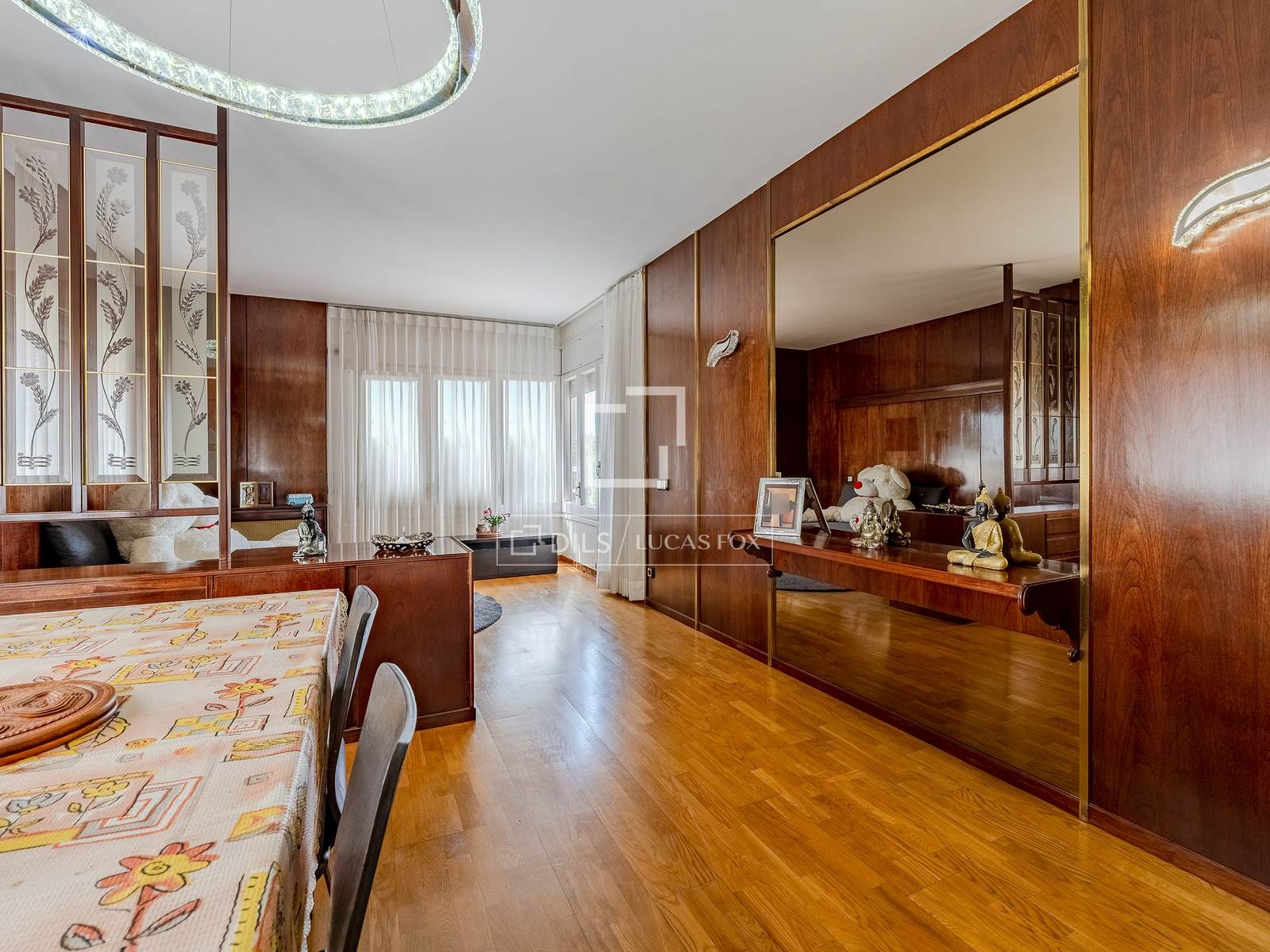Villa in Sant Just Desvern, Barcelona, Spanien 5 Schlafzimmer, 378 m2 Nr. 167975