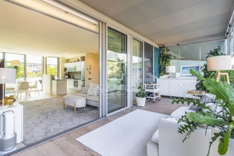 Apartment in Barcelona, Spain 2 bedrooms, 82 sq.m. No. 167978