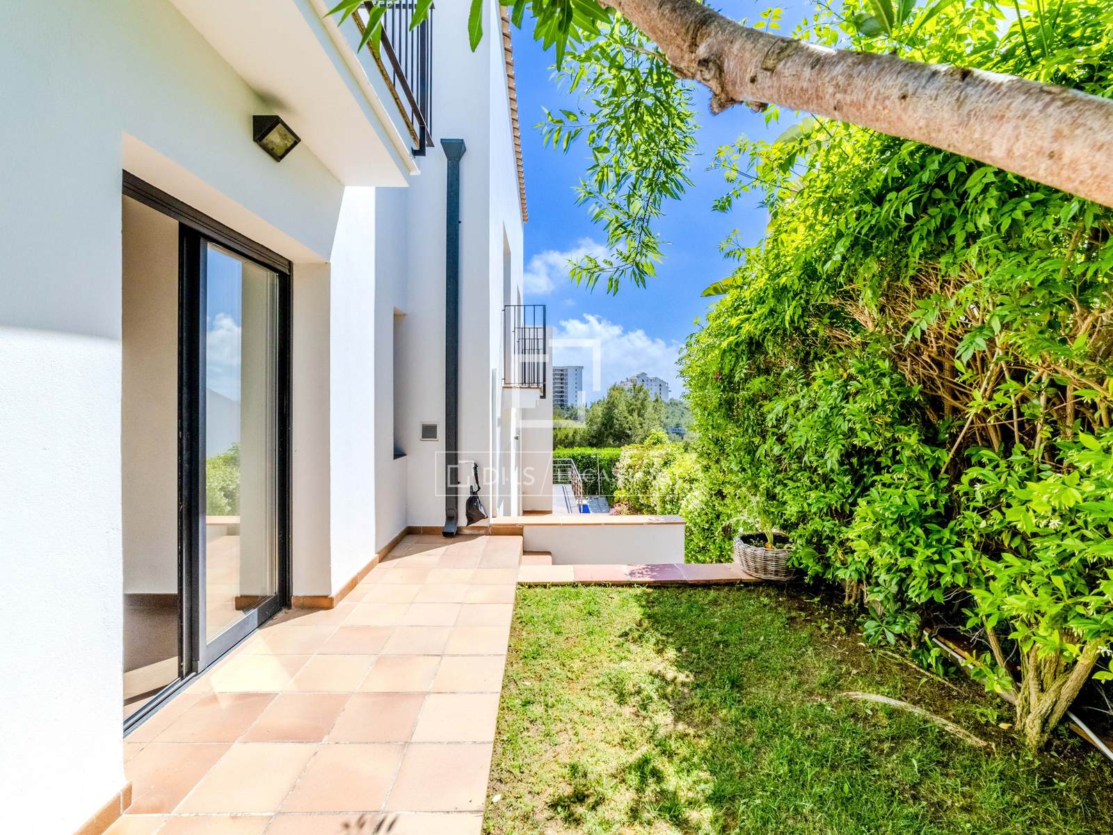 Villa in Sitges, Barcelona, Spanien 4 Schlafzimmer, 252 m2 Nr. 167977