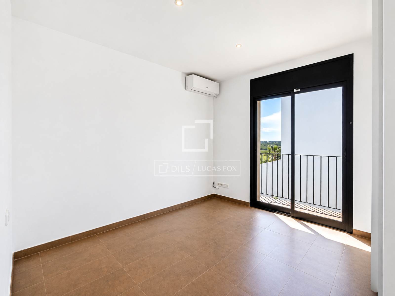 Villa in Sitges, Barcelona, Spanien 4 Schlafzimmer, 252 m2 Nr. 167977