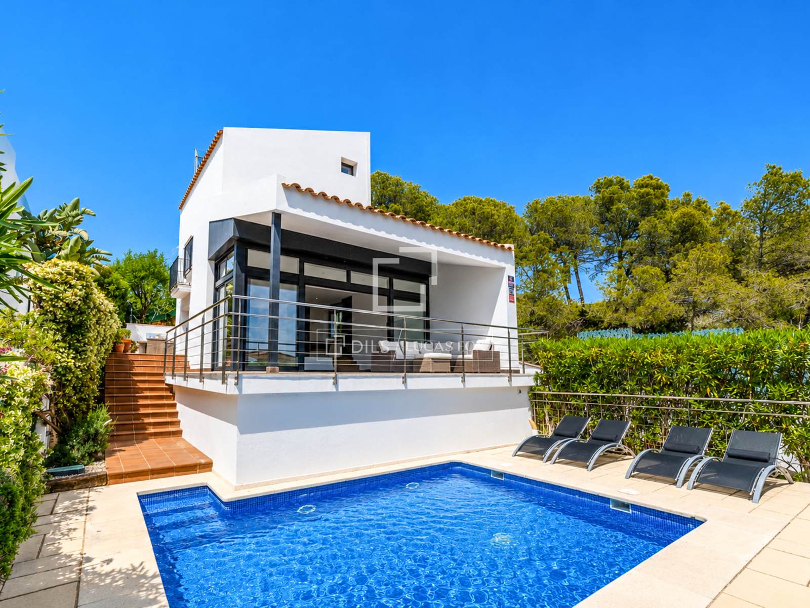 Villa in Sitges, Barcelona, Spanien 4 Schlafzimmer, 252 m2 Nr. 167977