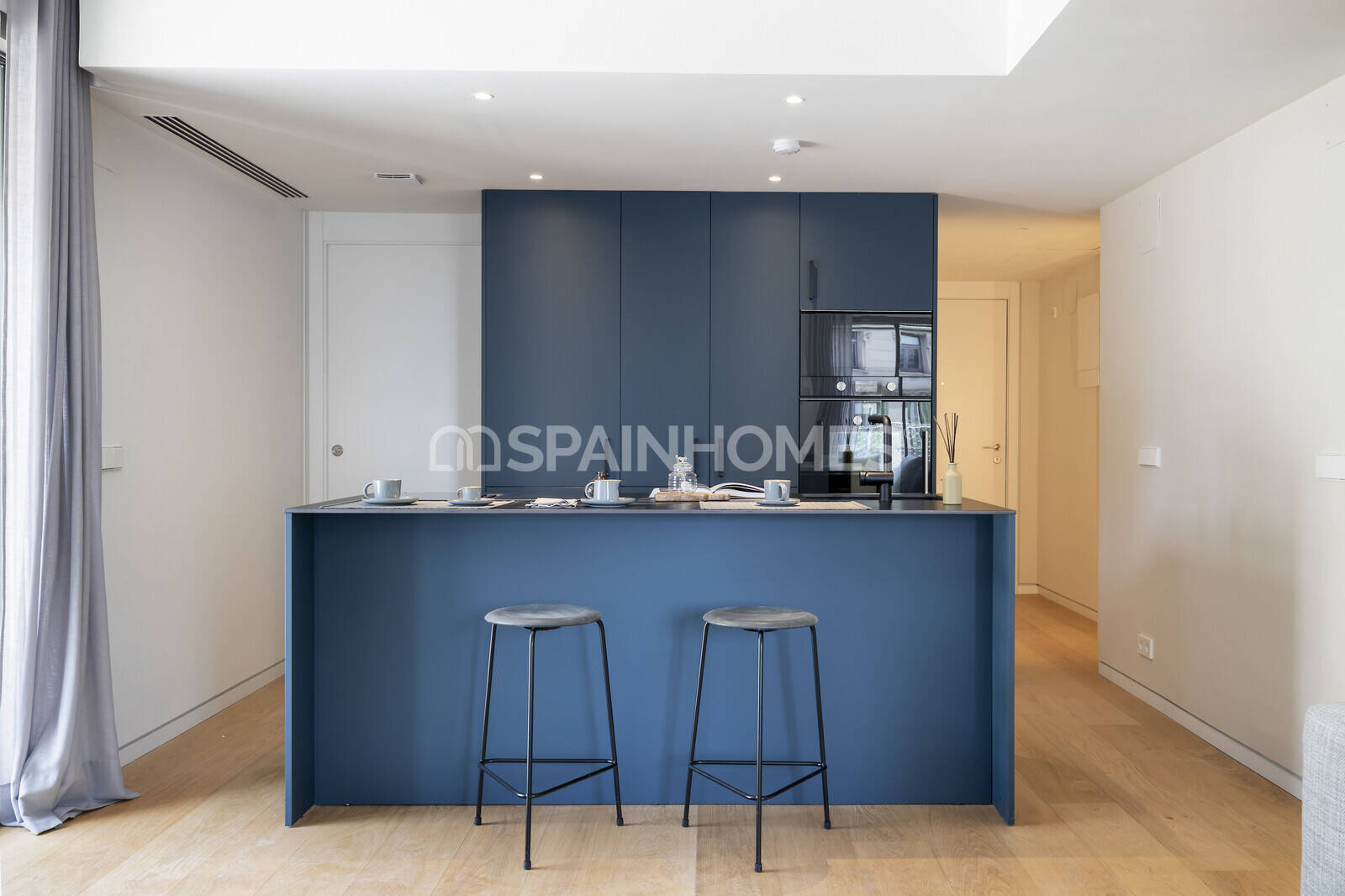 Apartment in Barcelona, Spain 3 bedrooms, 121 sq.m. No. 142680