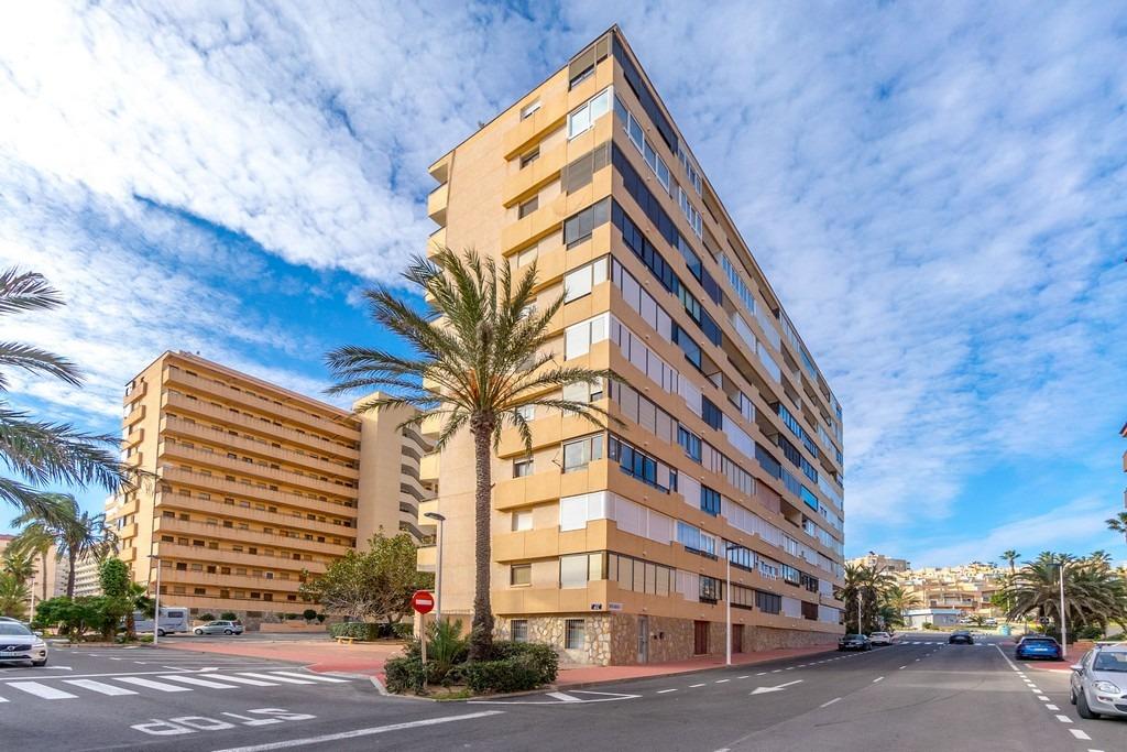 Apartment à Cabo Cervera-Playa la Mata, Alicante, Espagne 1 chambre, 34 m2 No. 190242