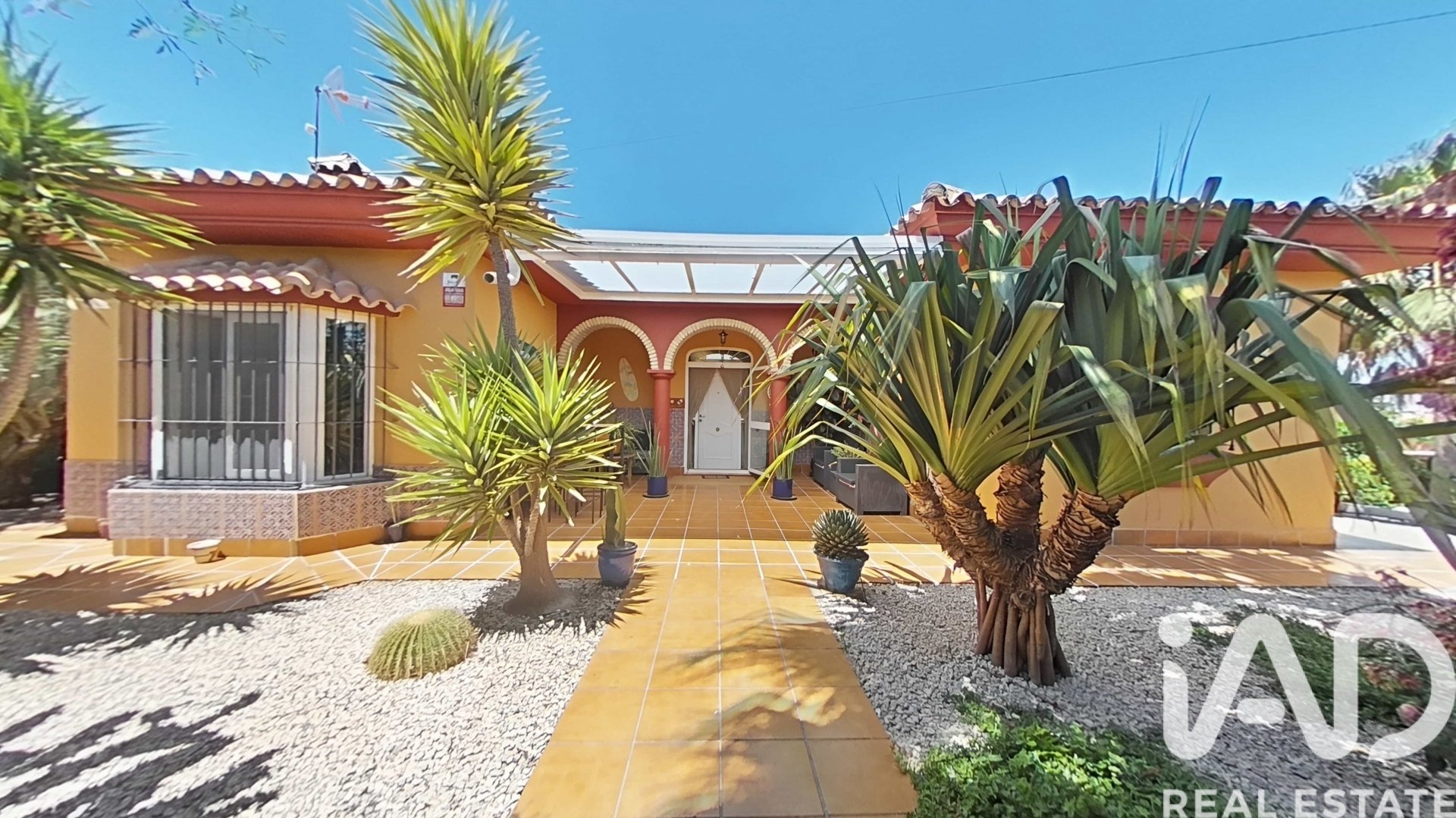 House à Chiclana de la Frontera, Cadiz, Espagne 3 chambres, 207 m2 No. 188376
