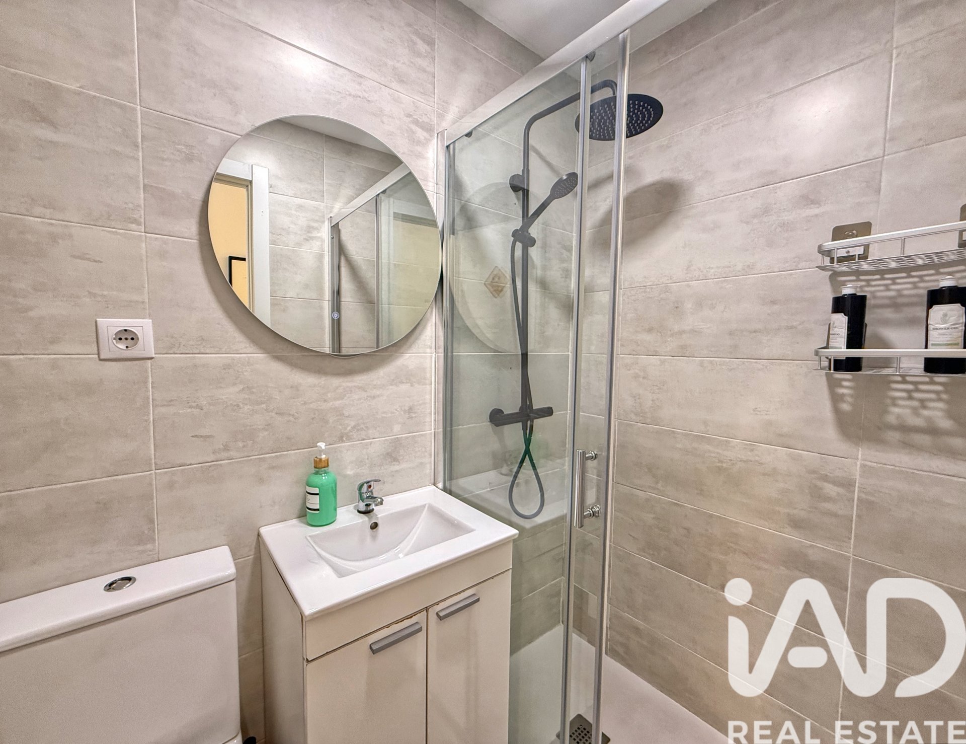 Huoneisto Madrid, Espanja 3 makuuhuonetta, 103 m2 No. 188371