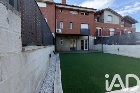 Rindu māja Balaguer, Lleida, Spānijā 5 istabas, 265 m2 Nr. 188373