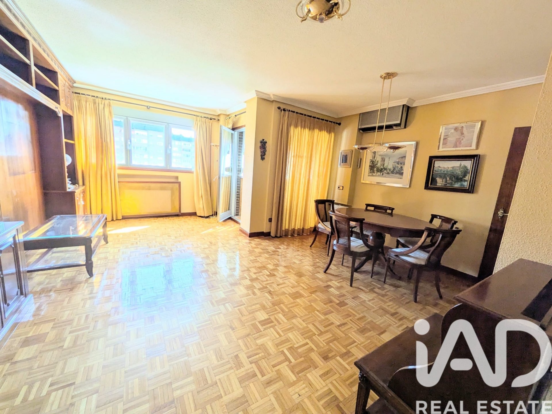 Dzīvoklis Madrid, Spānijā 3 istabas, 118 m2 Nr. 188374