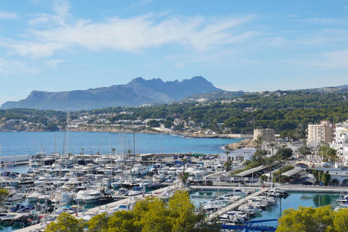 Land plot in Moraira, Alicante, Spain No. 80574