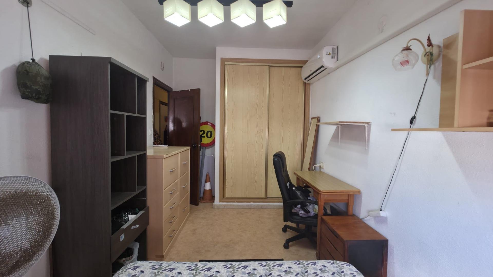 Huoneisto Torrevieja, Alicante, Espanja 3 makuuhuonetta, 86 m2 No. 183098