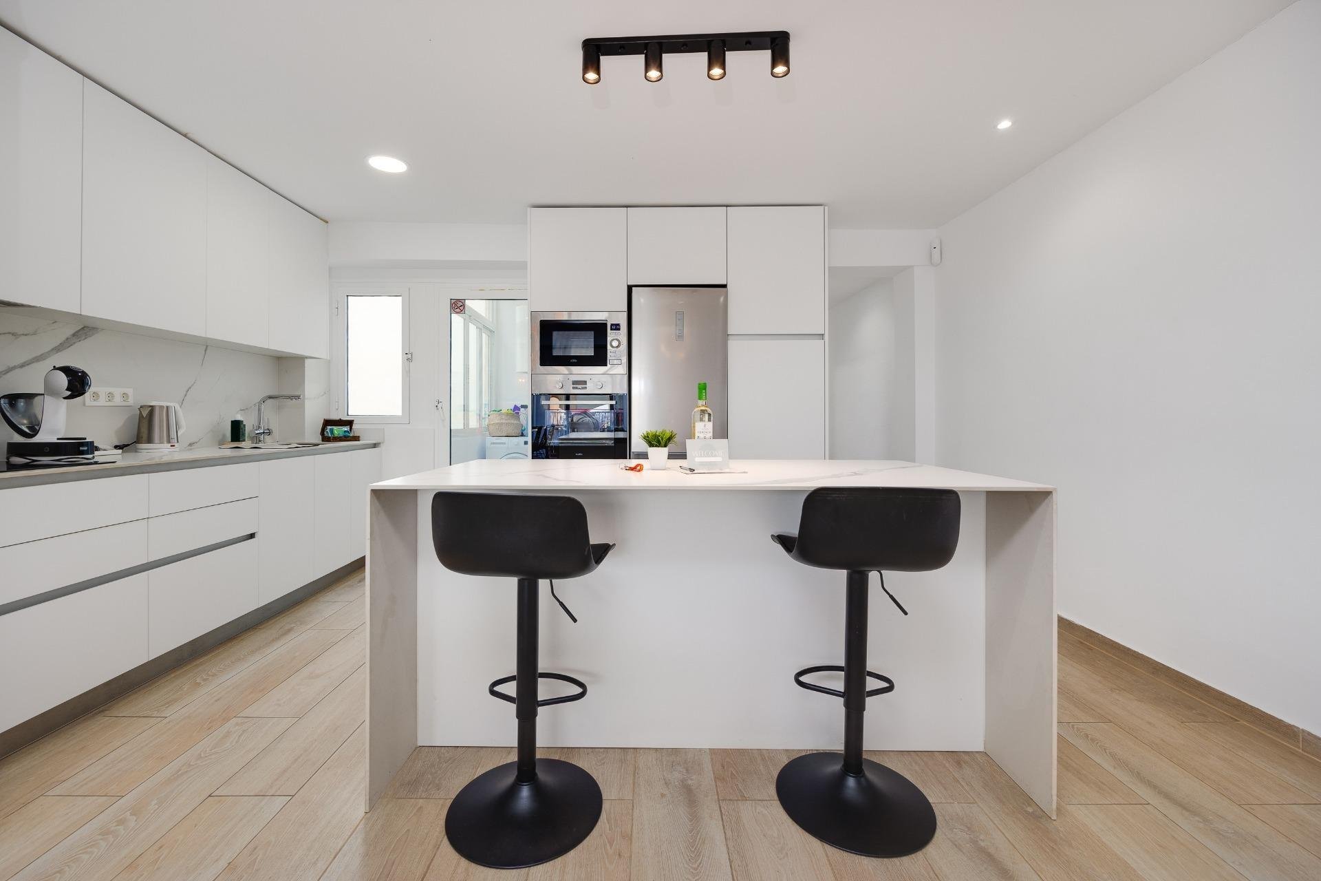 Apartment in Torrevieja, Alicante, Spain 3 bedrooms, 105 sq.m. No. 196149