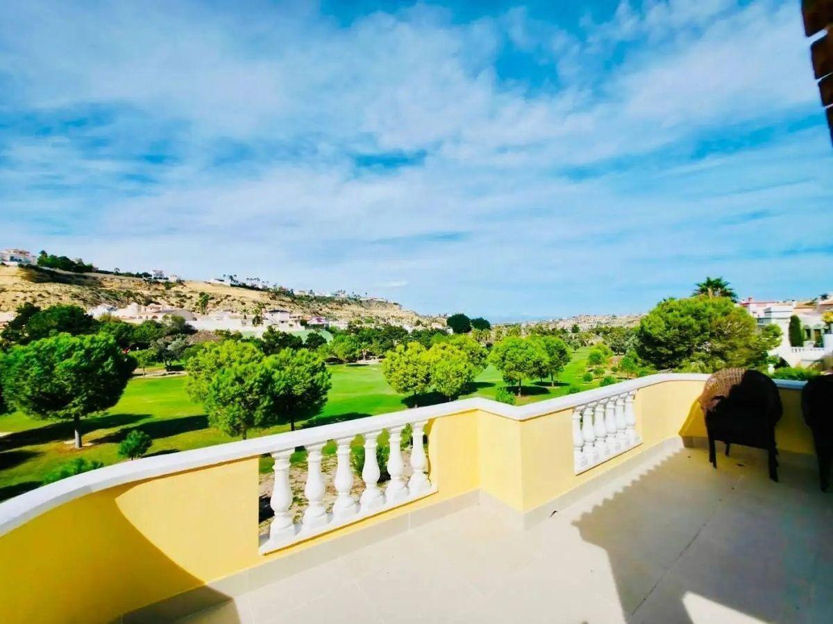 Villa in Rojales, Alicante, Spanien 3 Schlafzimmer, 162 m2 Nr. 196148