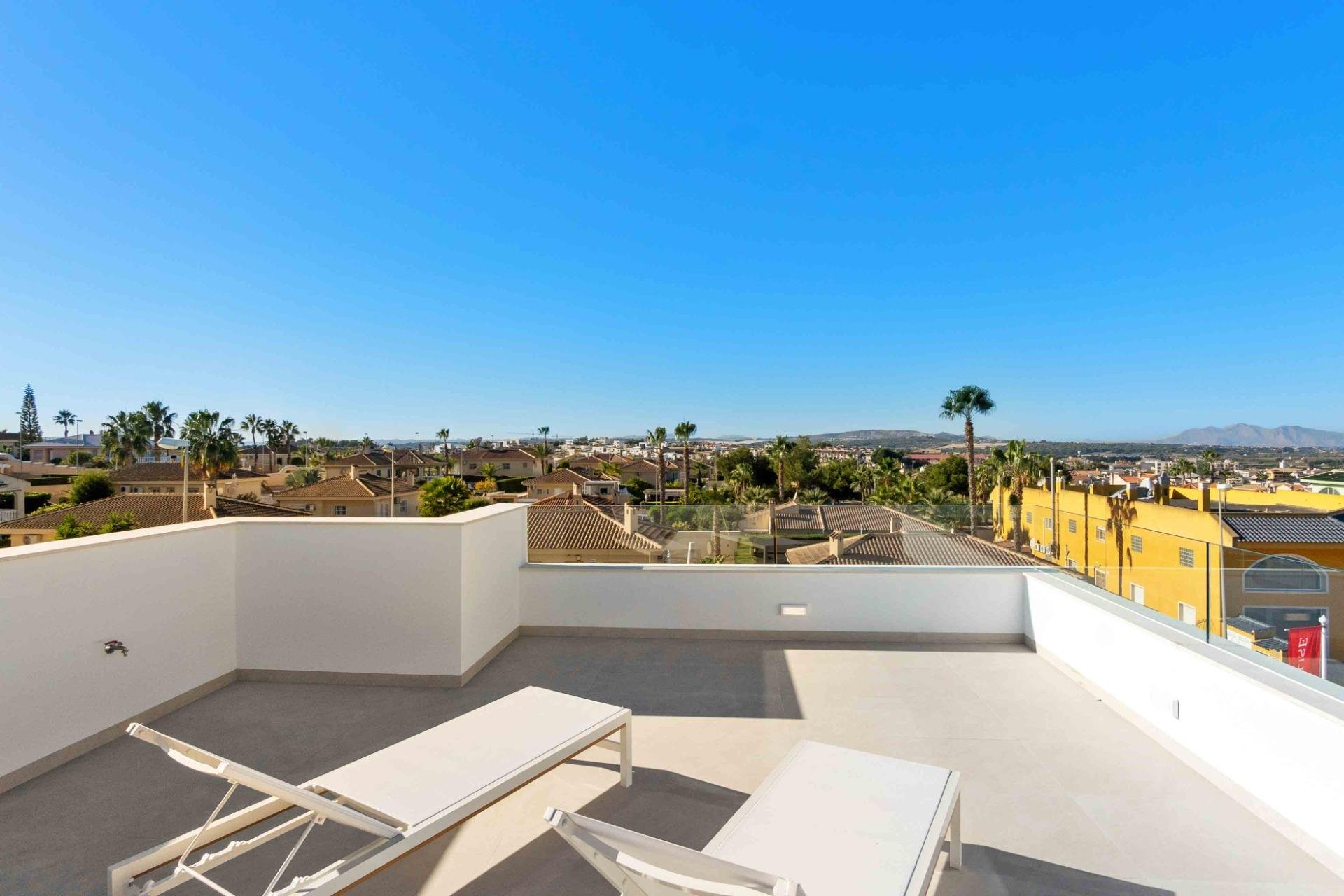 Villa in Rojales, Alicante, Spain 3 bedrooms, 140 sq.m. No. 165311