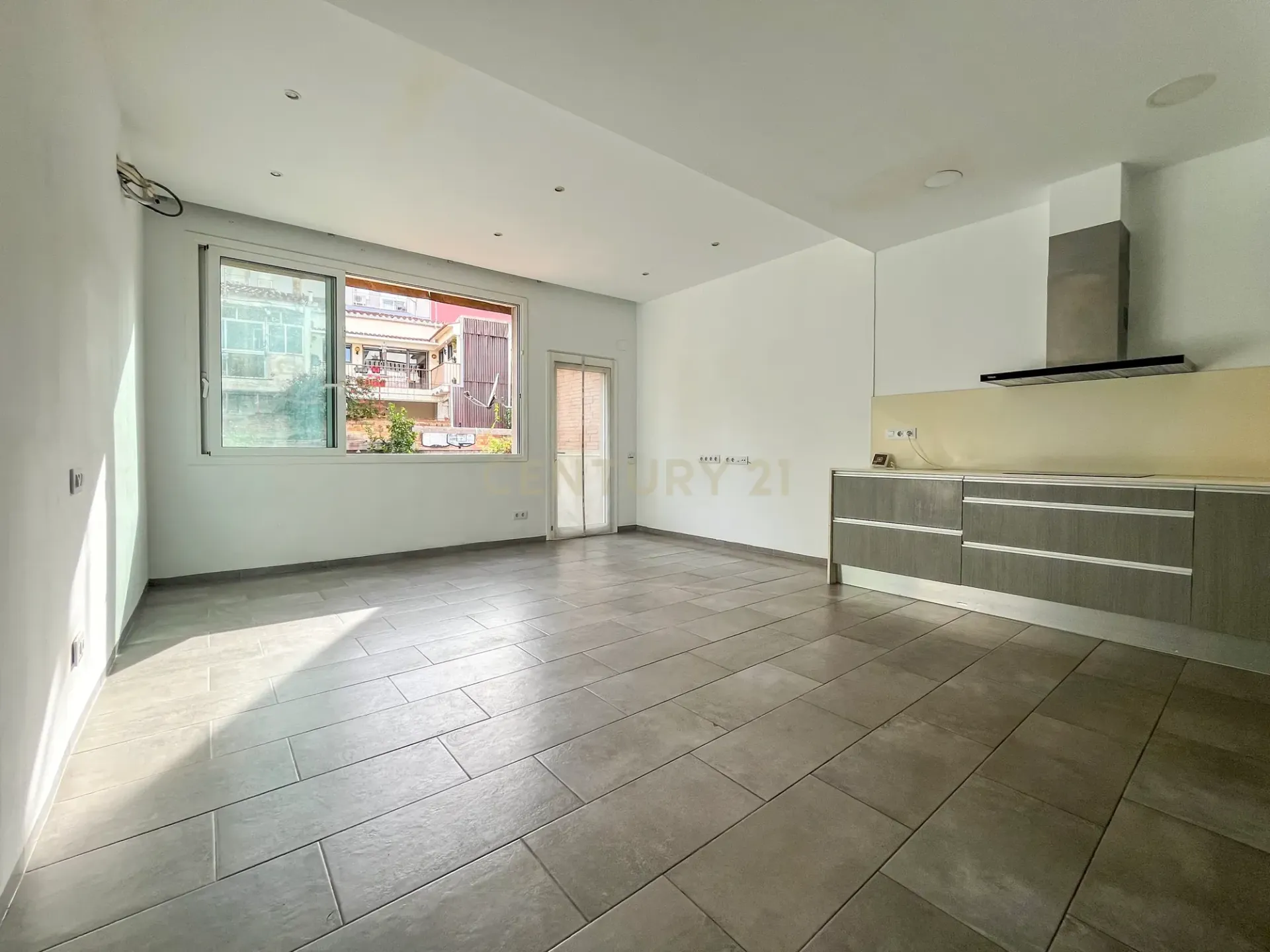Apartament w Badalona, Barcelona, Hiszpania 3 sypialnie, 105 mkw. nr 196029
