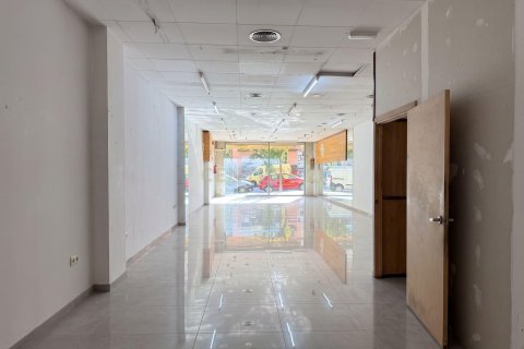 Commercial property in Mataro, Barcelona, Spain 104 sq.m. No. 196027