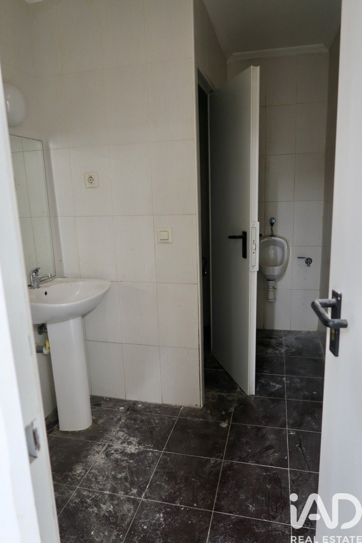 Kommersiell fastighet i Madrid, Spanien 310 kvm. Nr. 173261