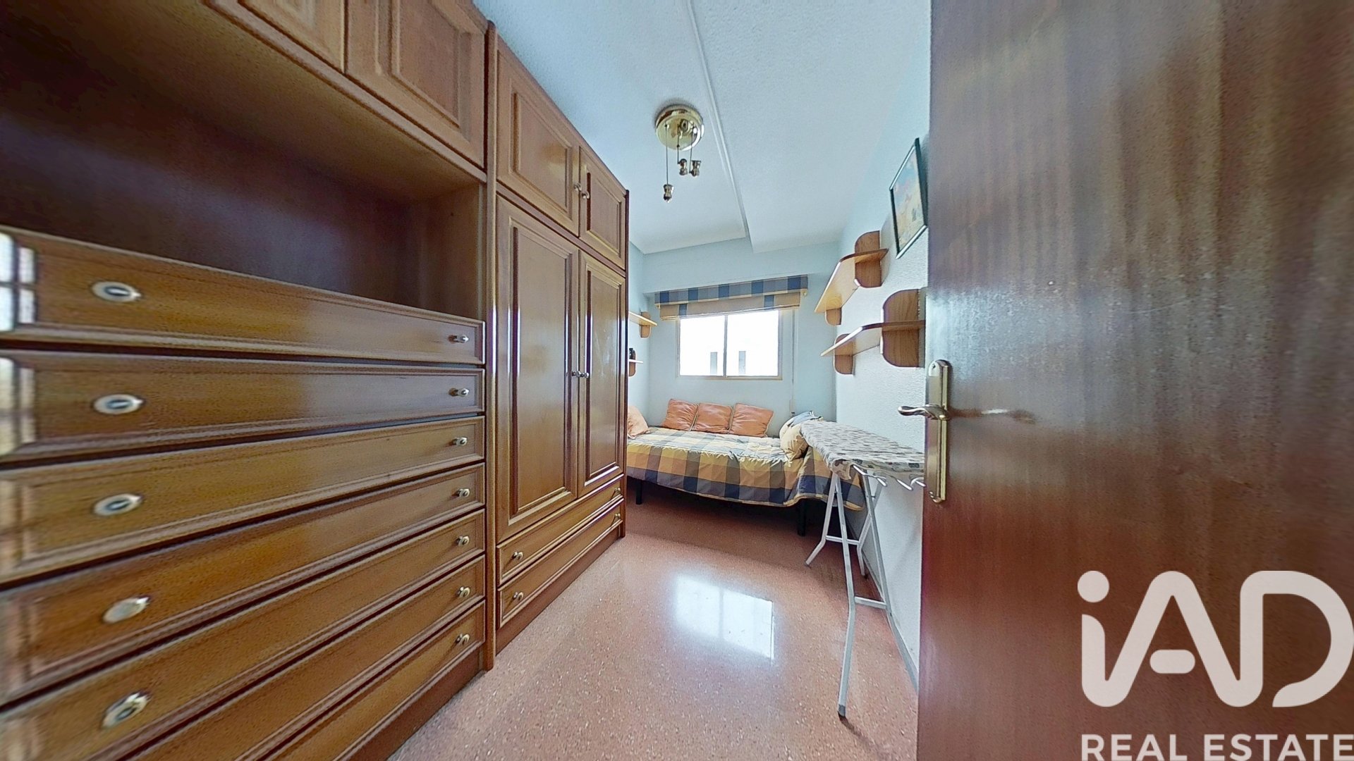 Apartment in Elche, Alicante, Spain 3 bedrooms, 113 sq.m. No. 173267