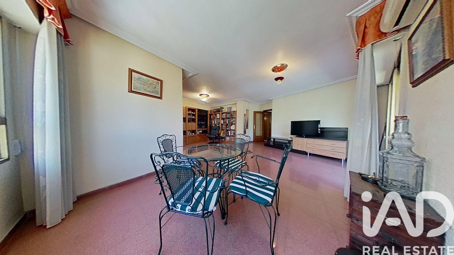 Apartment in Elche, Alicante, Spain 3 bedrooms, 113 sq.m. No. 173267