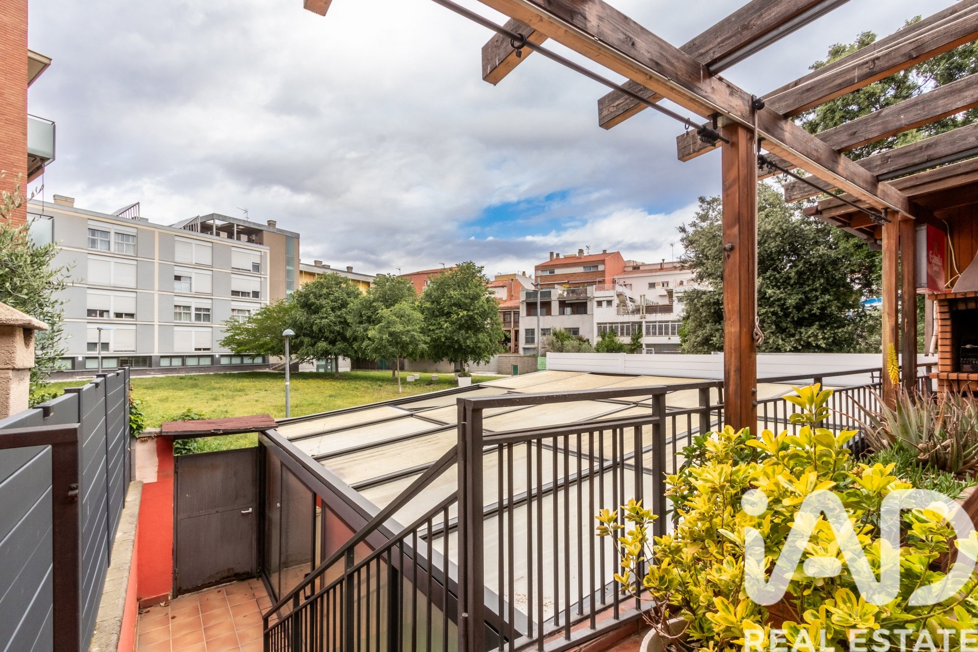 Apartamento en Sant Quirze Del Valles, Barcelona, España 4 dormitorios, 195 m2 No. 173265